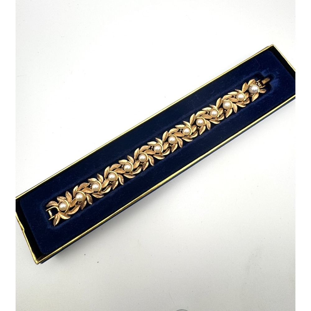 Vintage Avon Bracelet Evening Creation Gold Tone Faux Pearl Leaf Boxed 1971